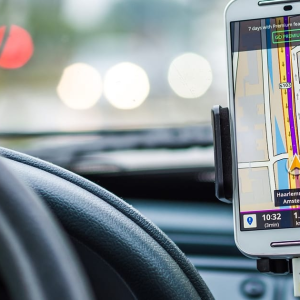 Kuidas valida rendiautole parim GPS-seade?